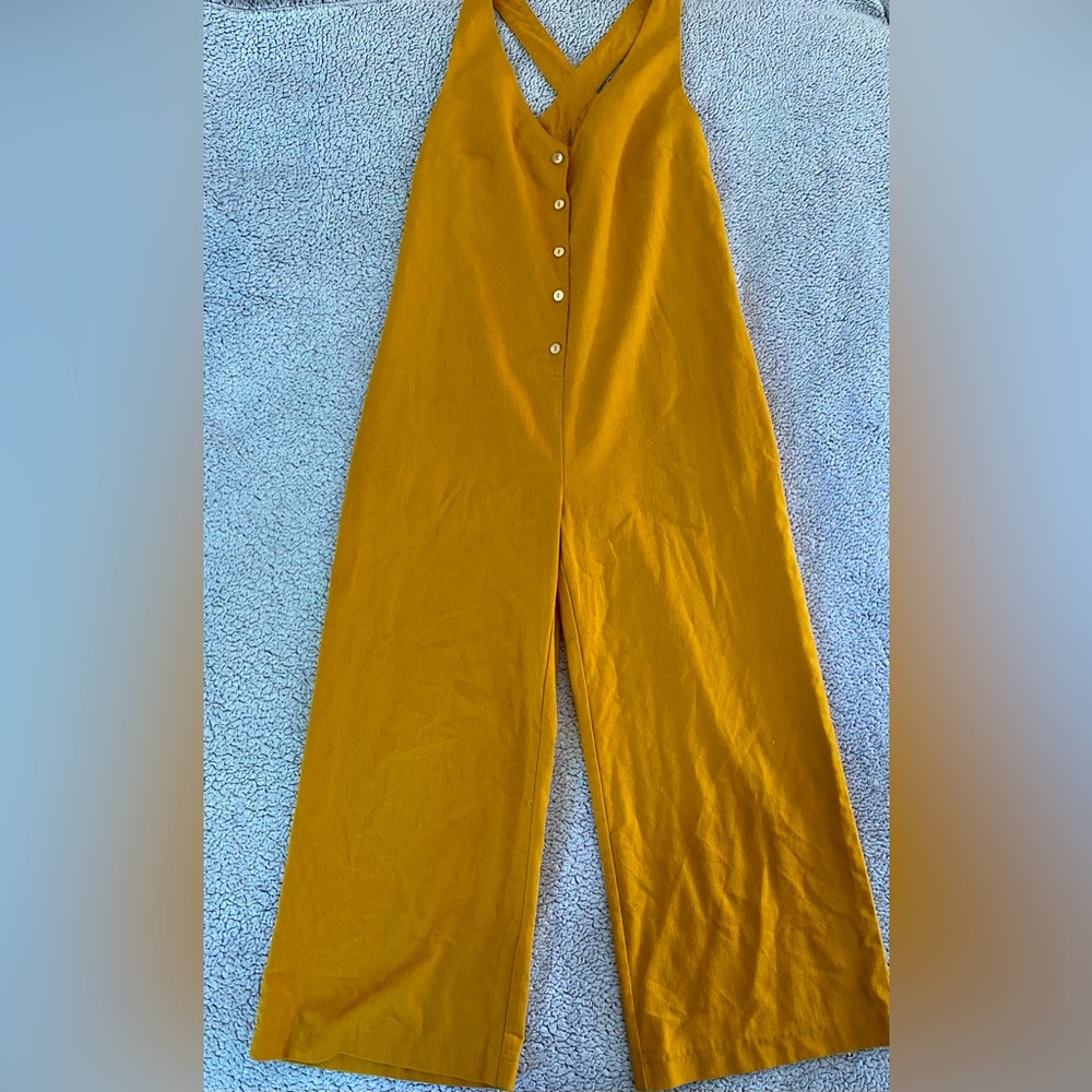 Mustard jumper